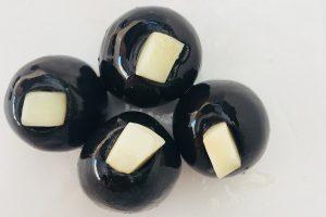 aceitunas lorente torrevieja negras cacereñas rellenas de queso
