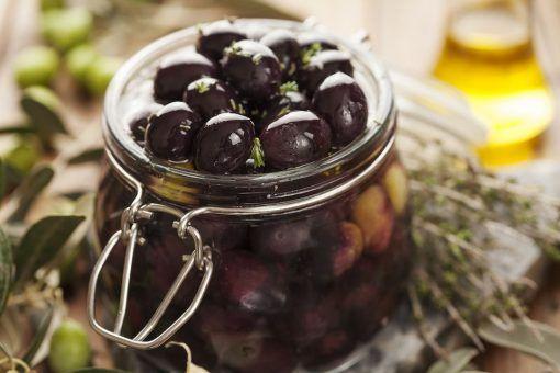 como condimentar aceitunas negras tarro de cristal